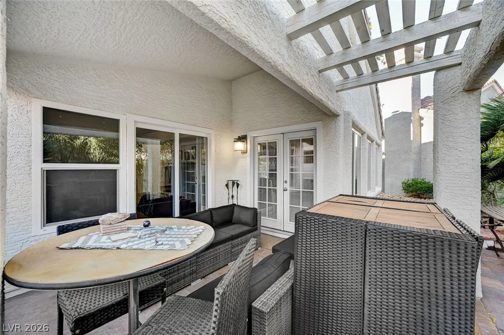 5256 Crooked Valley, Las Vegas, NV 89149