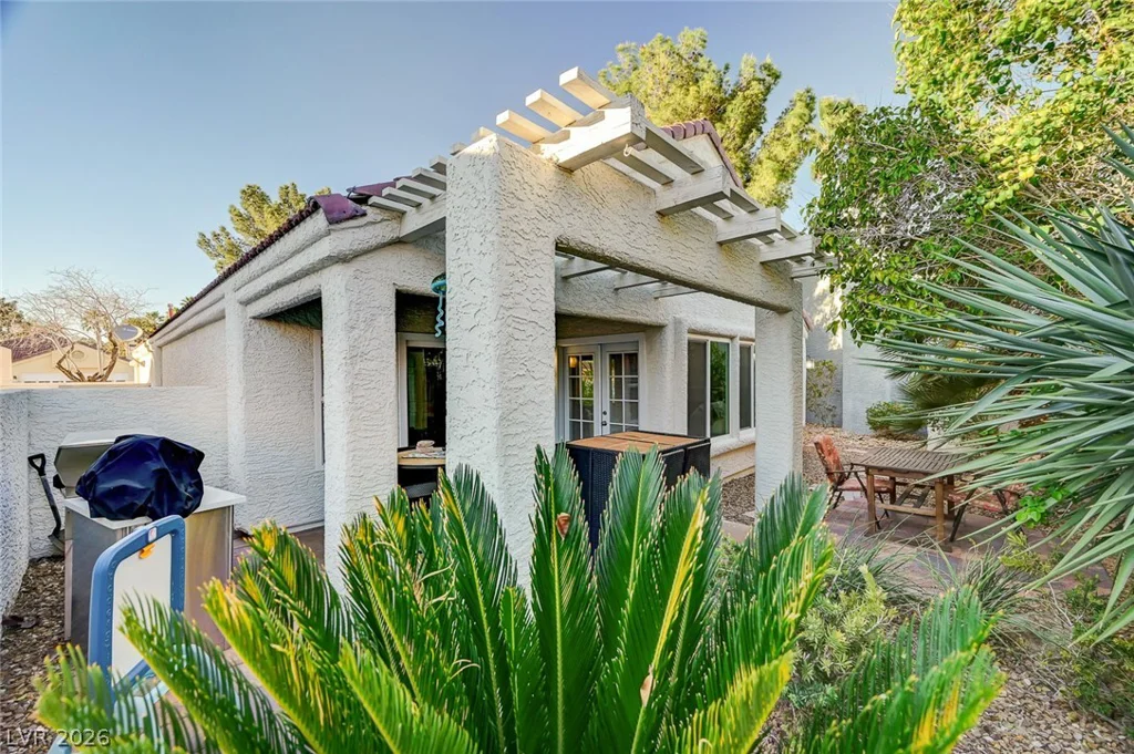 5256 Crooked Valley, Las Vegas, NV 89149