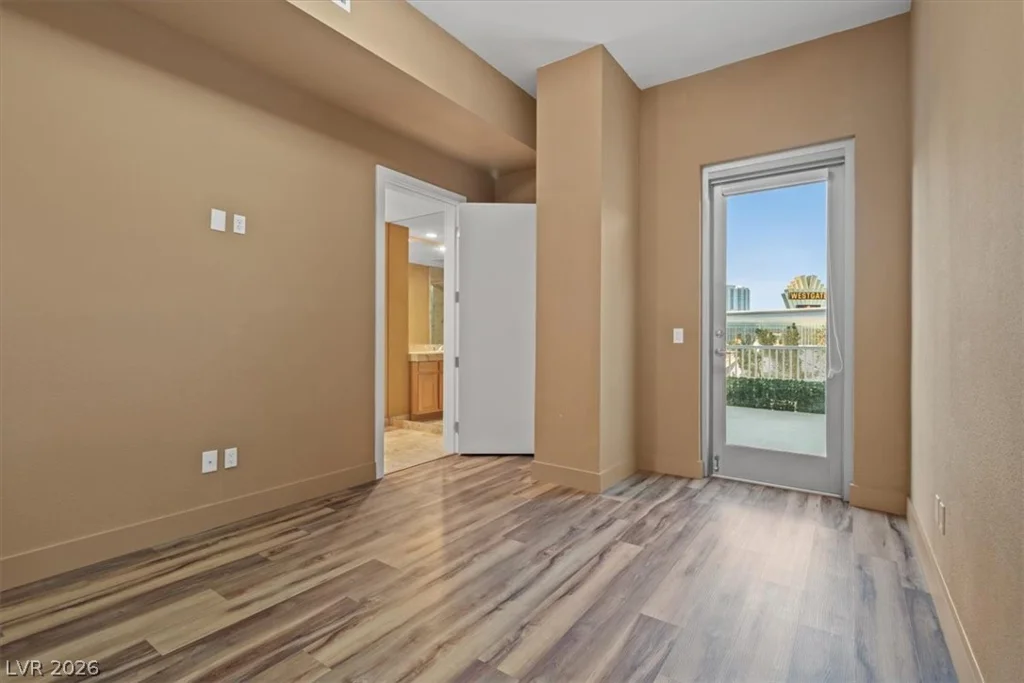 360 Desert Inn, Las Vegas, NV 89109