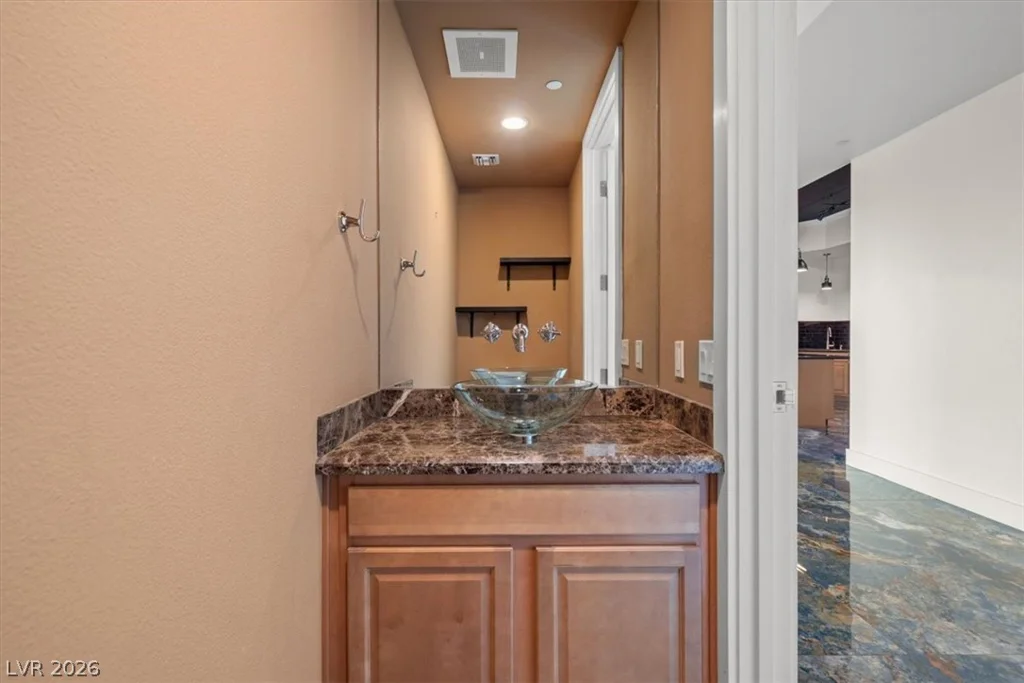 360 Desert Inn, Las Vegas, NV 89109