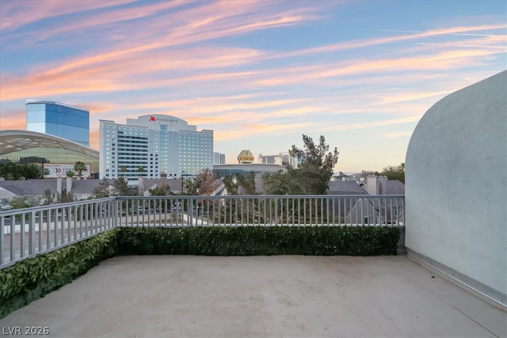 360 Desert Inn, Las Vegas, NV 89109