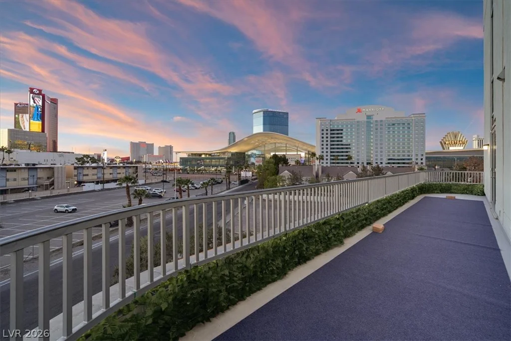 360 Desert Inn, Las Vegas, NV 89109