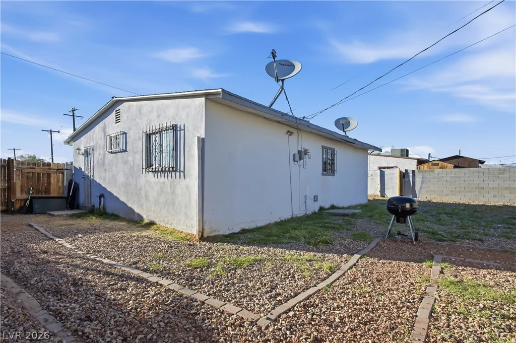 1956 H, Las Vegas, NV 89106