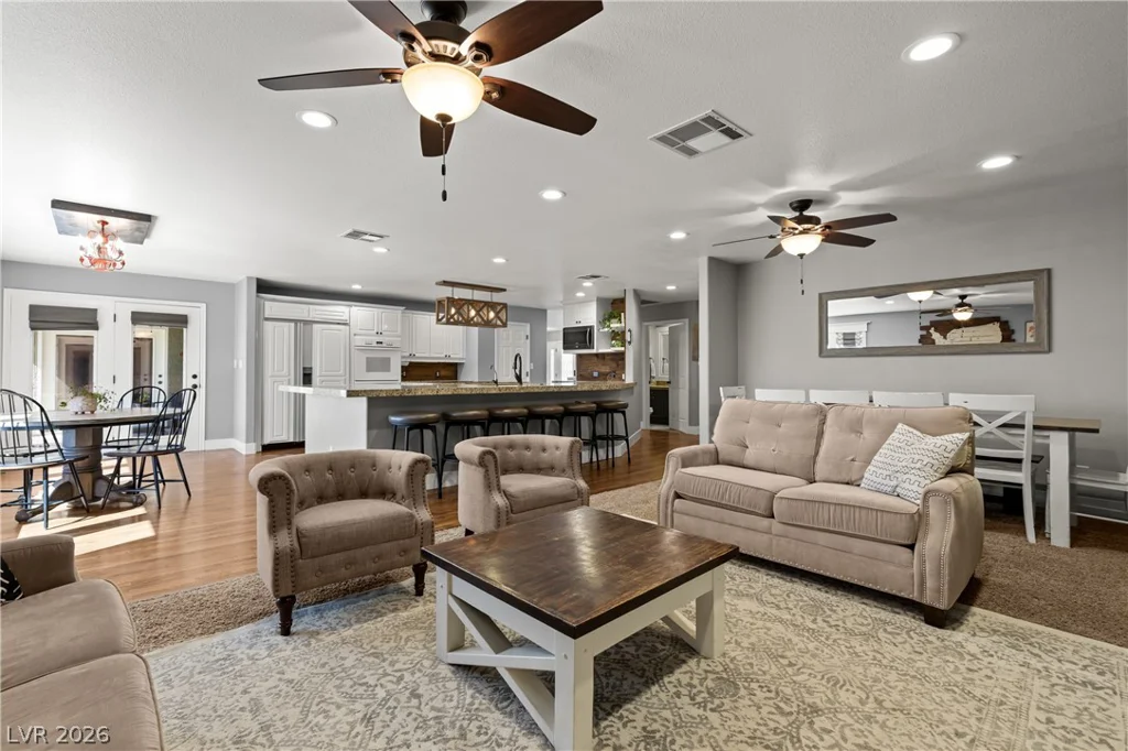 4240 Mills, Logandale, NV 89021