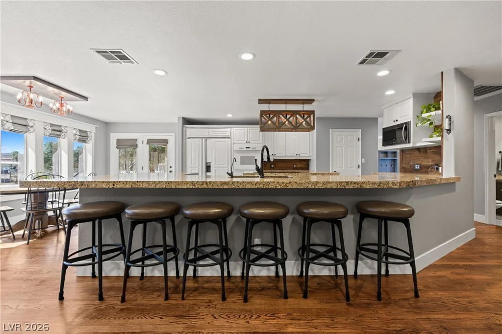 4240 Mills, Logandale, NV 89021