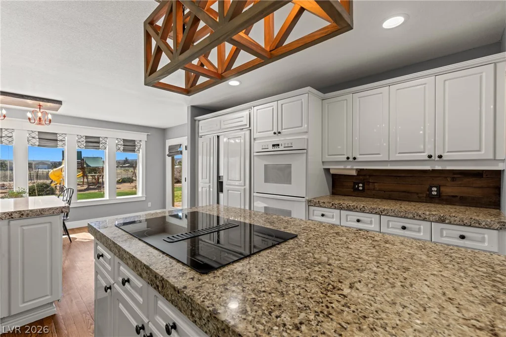 4240 Mills, Logandale, NV 89021