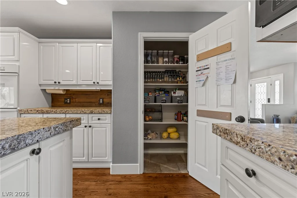 4240 Mills, Logandale, NV 89021