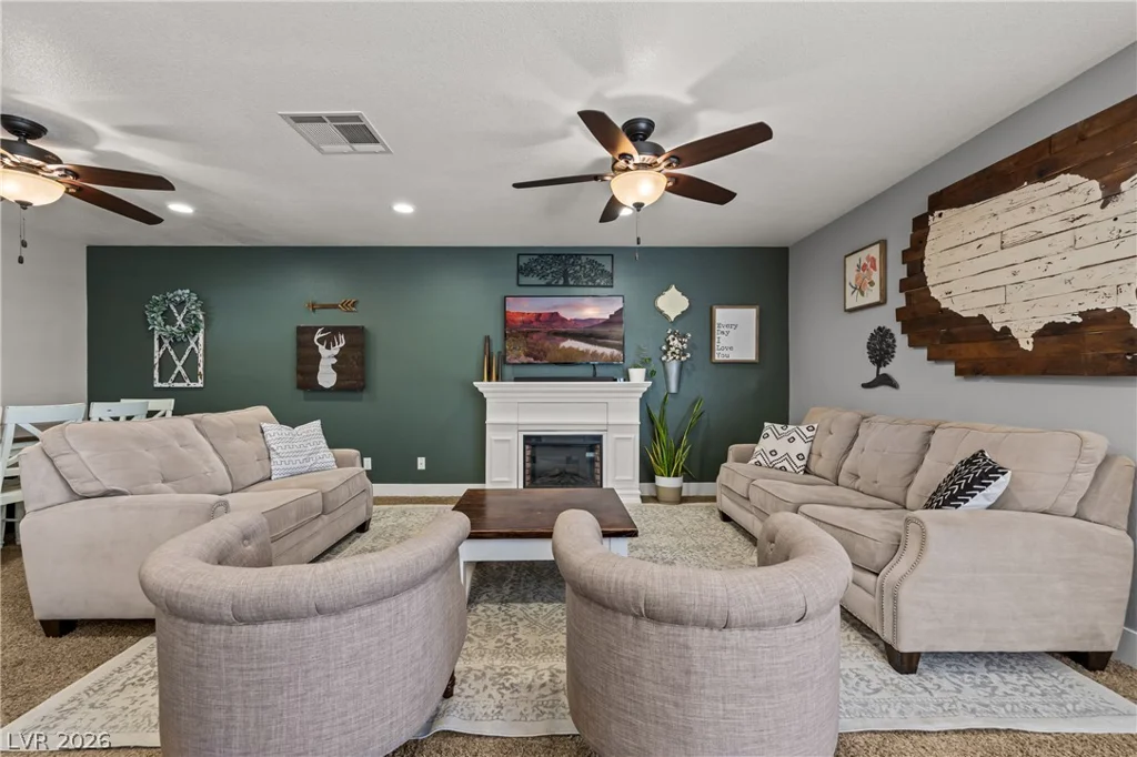 4240 Mills, Logandale, NV 89021