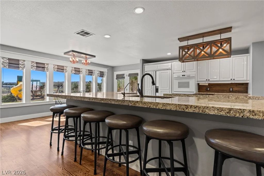 4240 Mills, Logandale, NV 89021