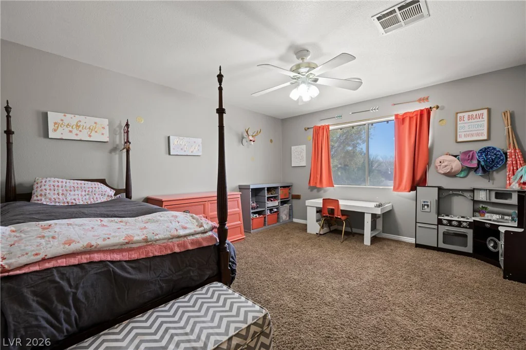 4240 Mills, Logandale, NV 89021