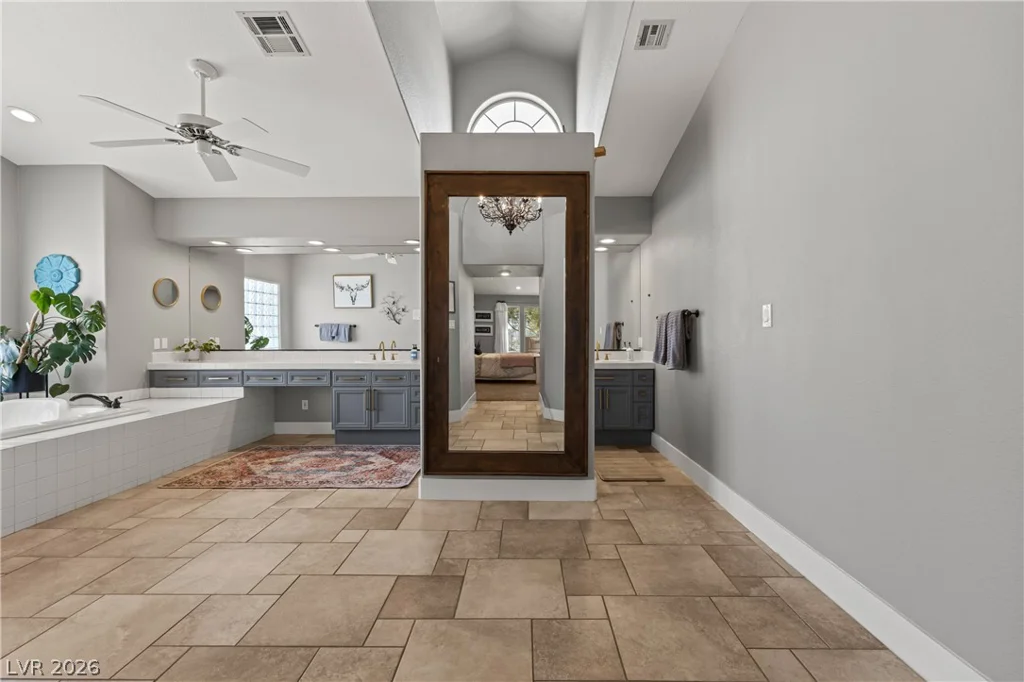 4240 Mills, Logandale, NV 89021