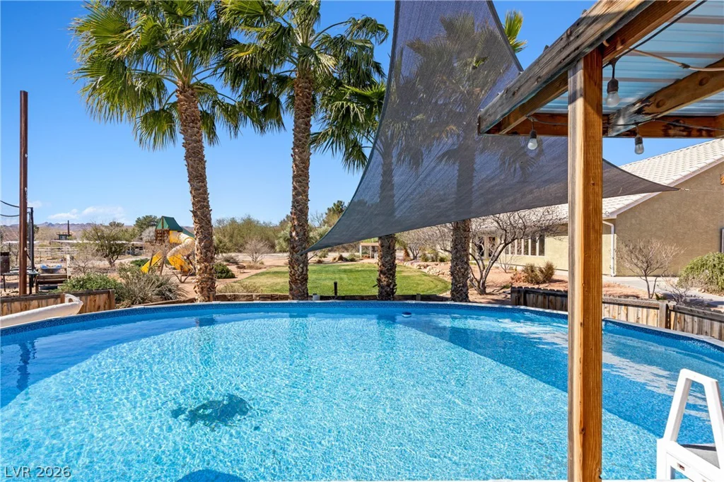 4240 Mills, Logandale, NV 89021