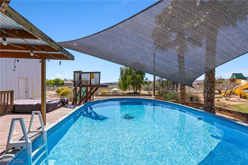 4240 Mills, Logandale, NV 89021