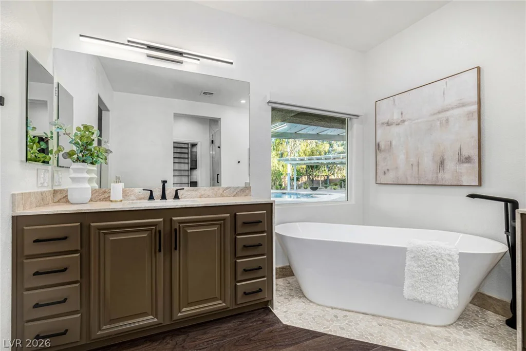 7840 Thunder Echo, Las Vegas, NV 89131