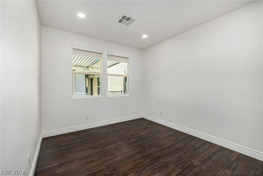 7840 Thunder Echo, Las Vegas, NV 89131