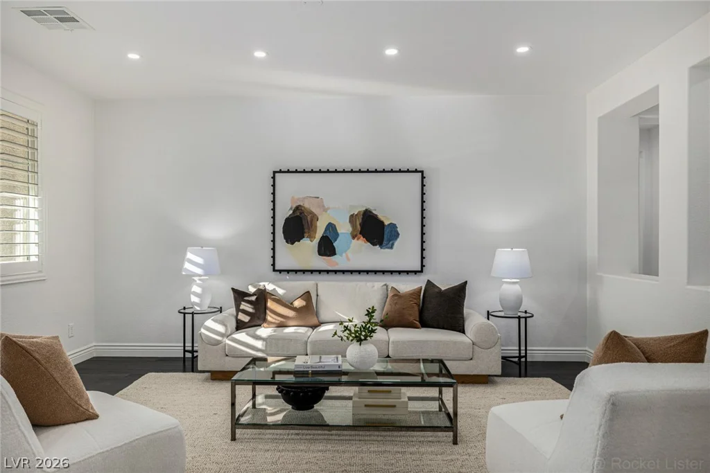7840 Thunder Echo, Las Vegas, NV 89131