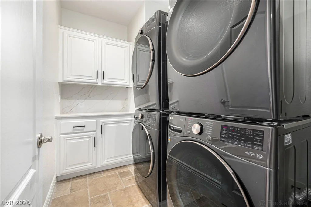 7840 Thunder Echo, Las Vegas, NV 89131