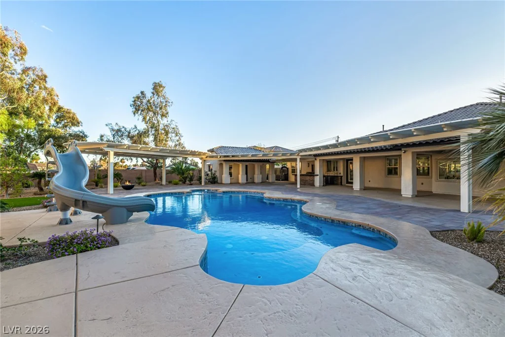 7840 Thunder Echo, Las Vegas, NV 89131