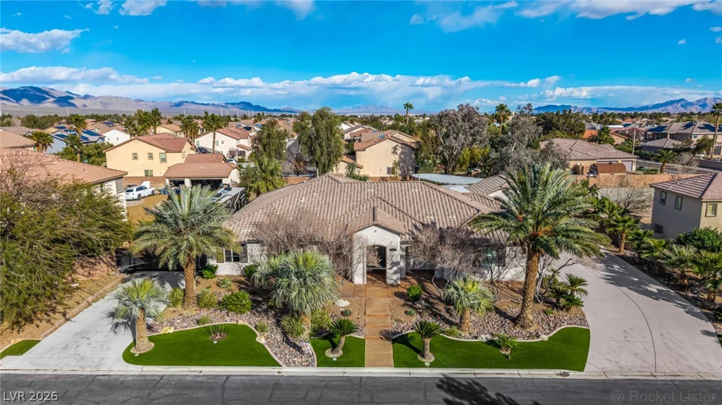 7840 Thunder Echo, Las Vegas, NV 89131