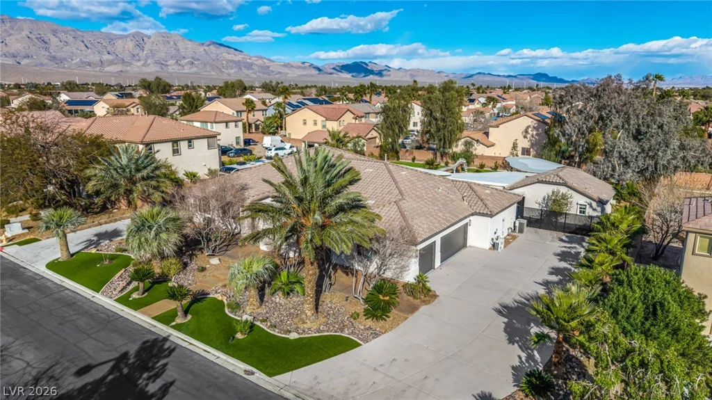7840 Thunder Echo, Las Vegas, NV 89131