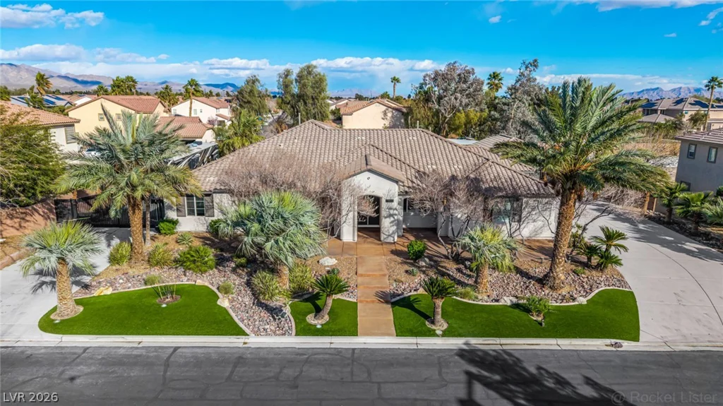 7840 Thunder Echo, Las Vegas, NV 89131