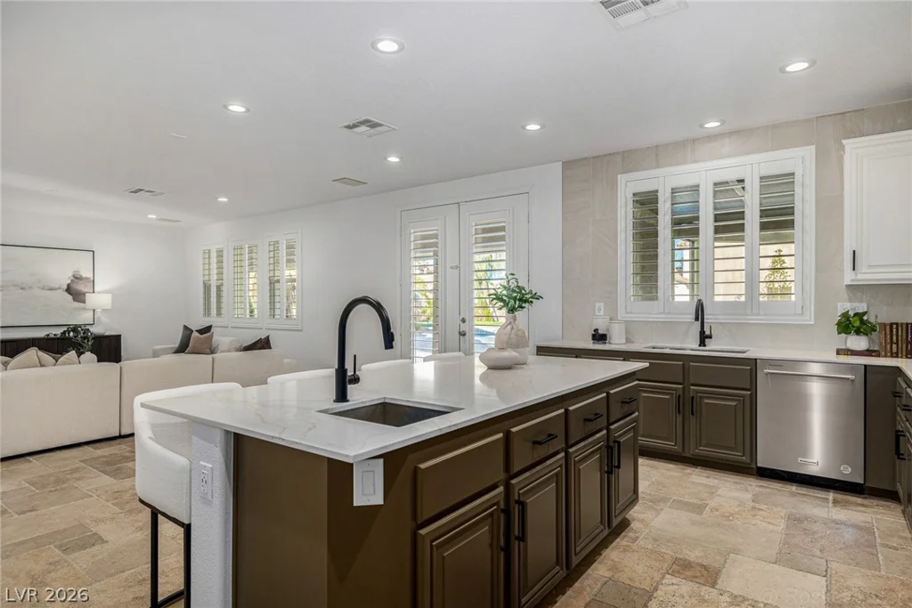 7840 Thunder Echo, Las Vegas, NV 89131
