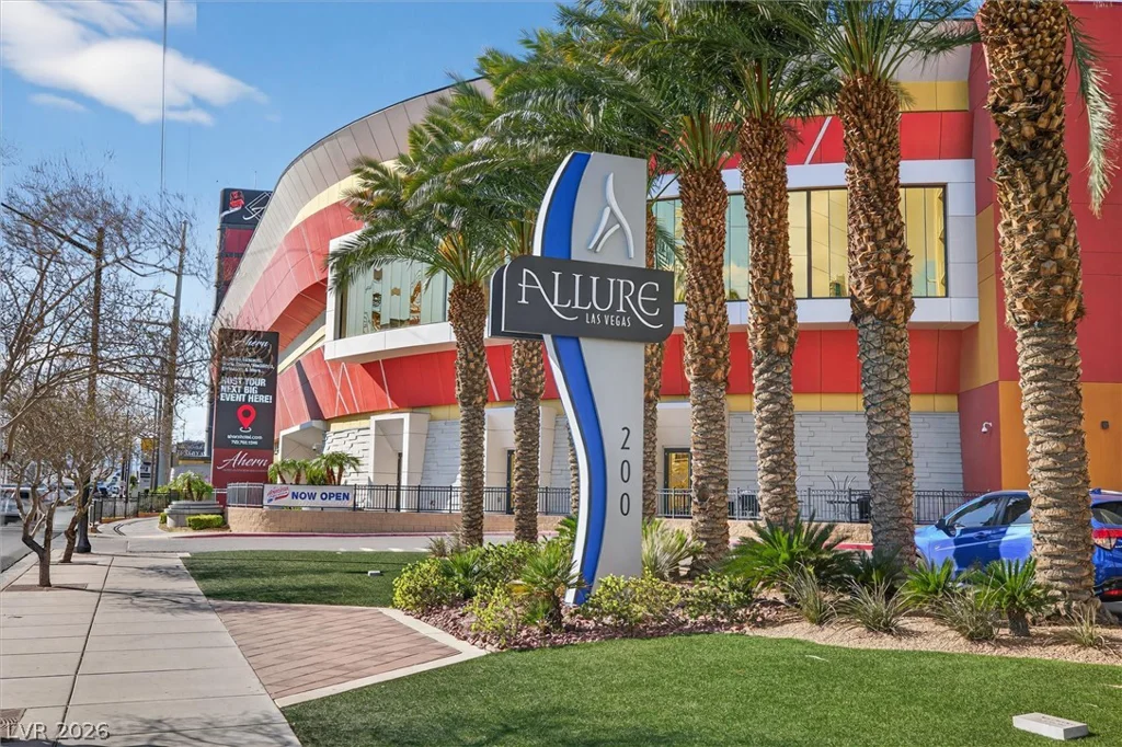 200 Sahara, Las Vegas, NV 89102