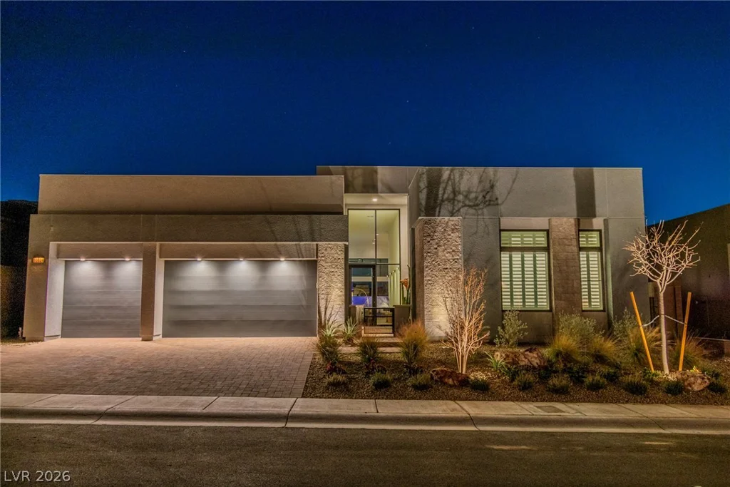 10824 Agate Cliffs, Las Vegas, NV 89135