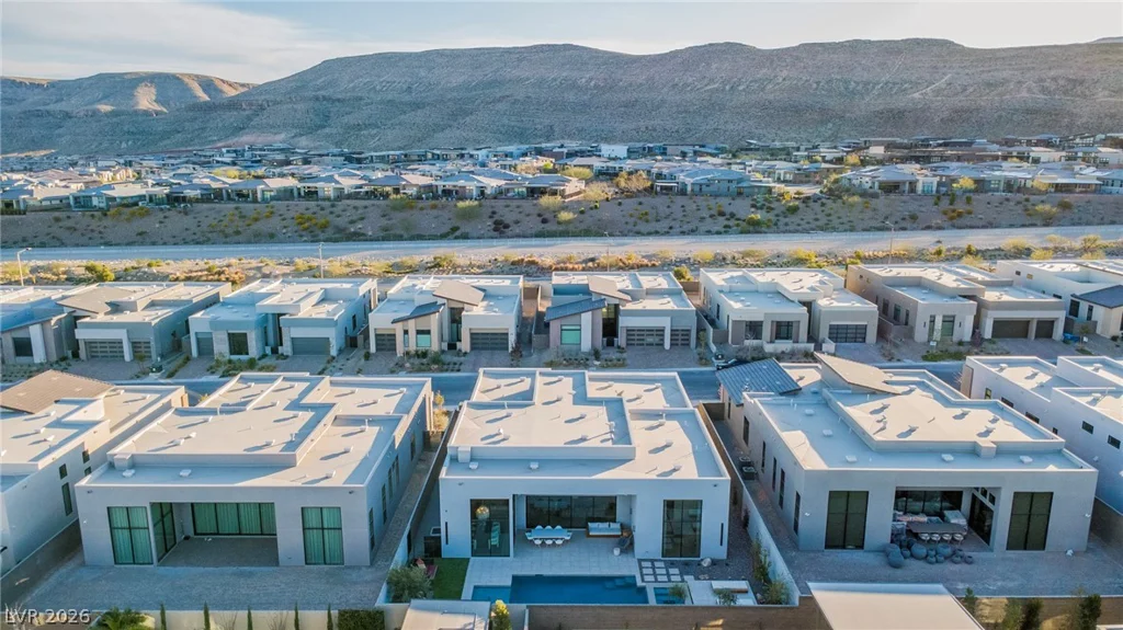 10824 Agate Cliffs, Las Vegas, NV 89135