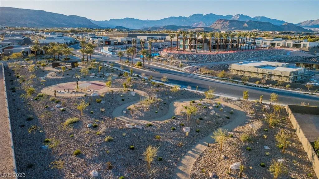 10824 Agate Cliffs, Las Vegas, NV 89135