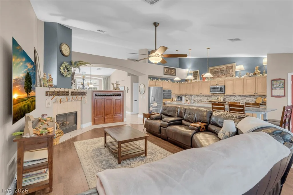 6258 Golden Rain, North Las Vegas, NV 89031