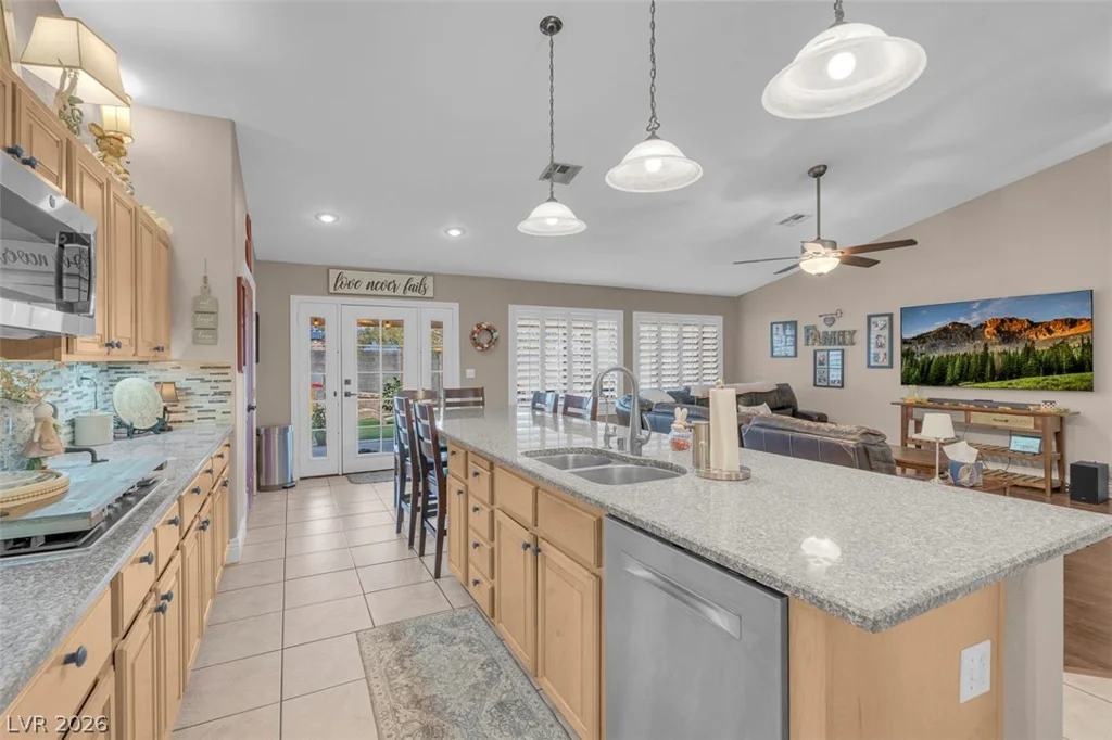 6258 Golden Rain, North Las Vegas, NV 89031