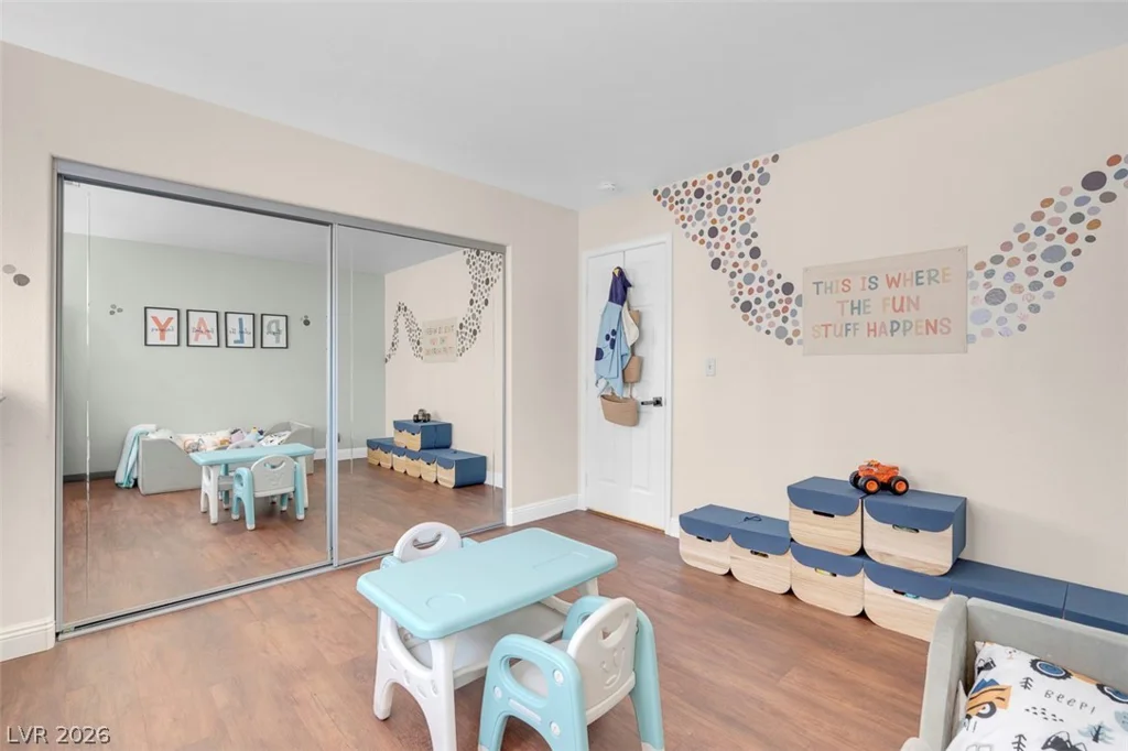 6258 Golden Rain, North Las Vegas, NV 89031