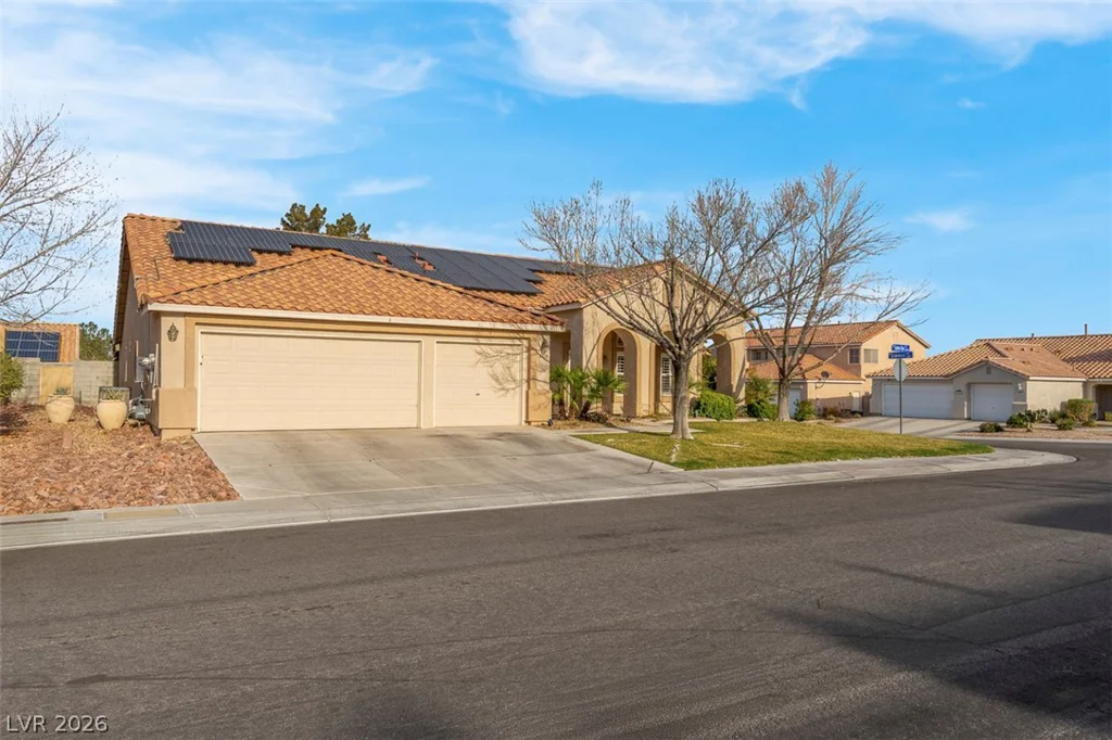 6258 Golden Rain, North Las Vegas, NV 89031