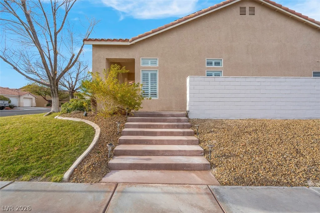 6258 Golden Rain, North Las Vegas, NV 89031