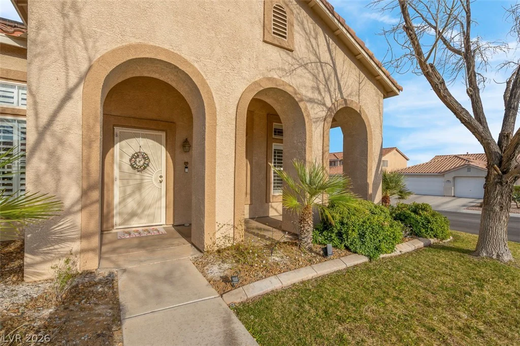 6258 Golden Rain, North Las Vegas, NV 89031