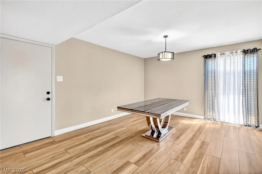 5209 Champions, Las Vegas, NV 89142