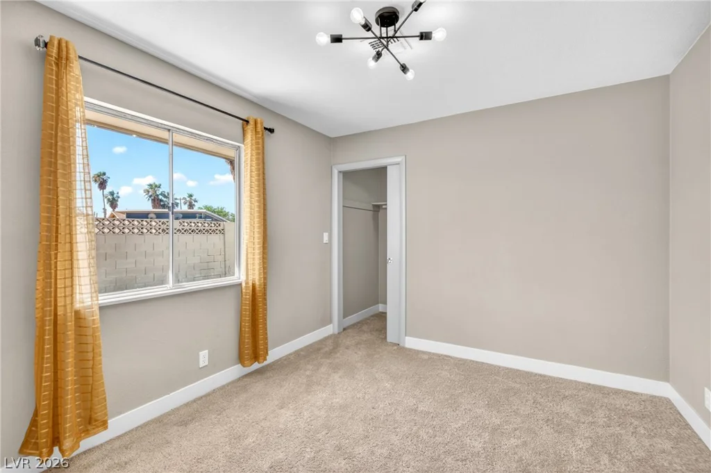 5209 Champions, Las Vegas, NV 89142