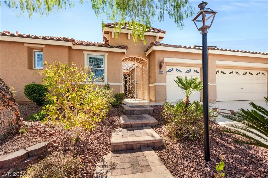 8309 Weeping Springs, Las Vegas, NV 89131