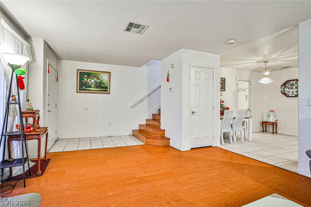6086 Sunken River, Las Vegas, NV 89118