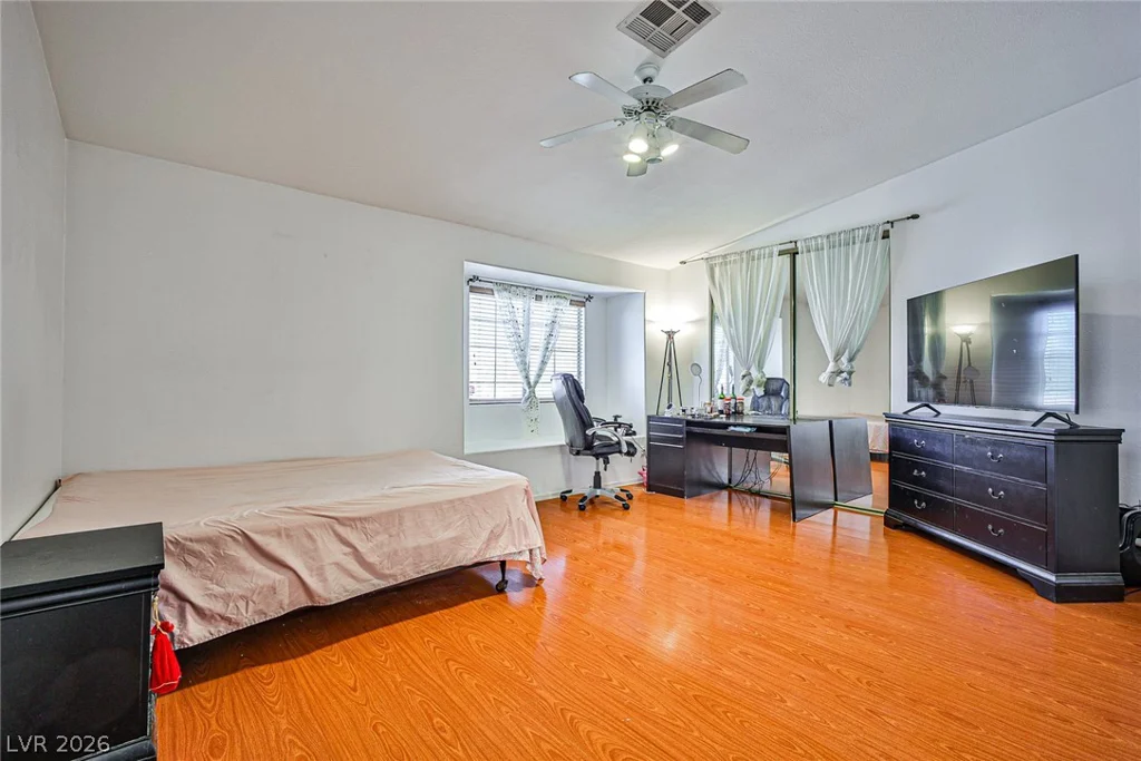 6086 Sunken River, Las Vegas, NV 89118