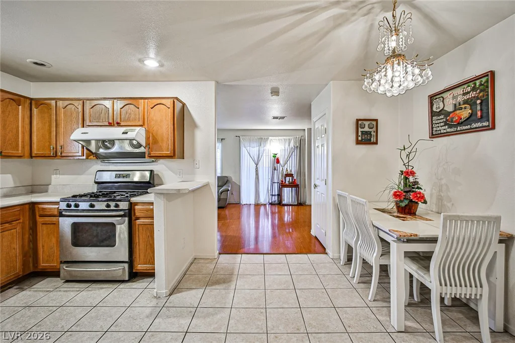 6086 Sunken River, Las Vegas, NV 89118