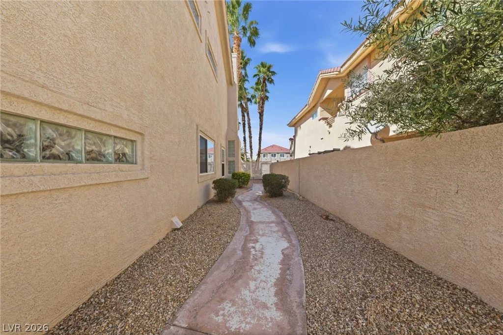 5424 Castle Vista, Las Vegas, NV 89118