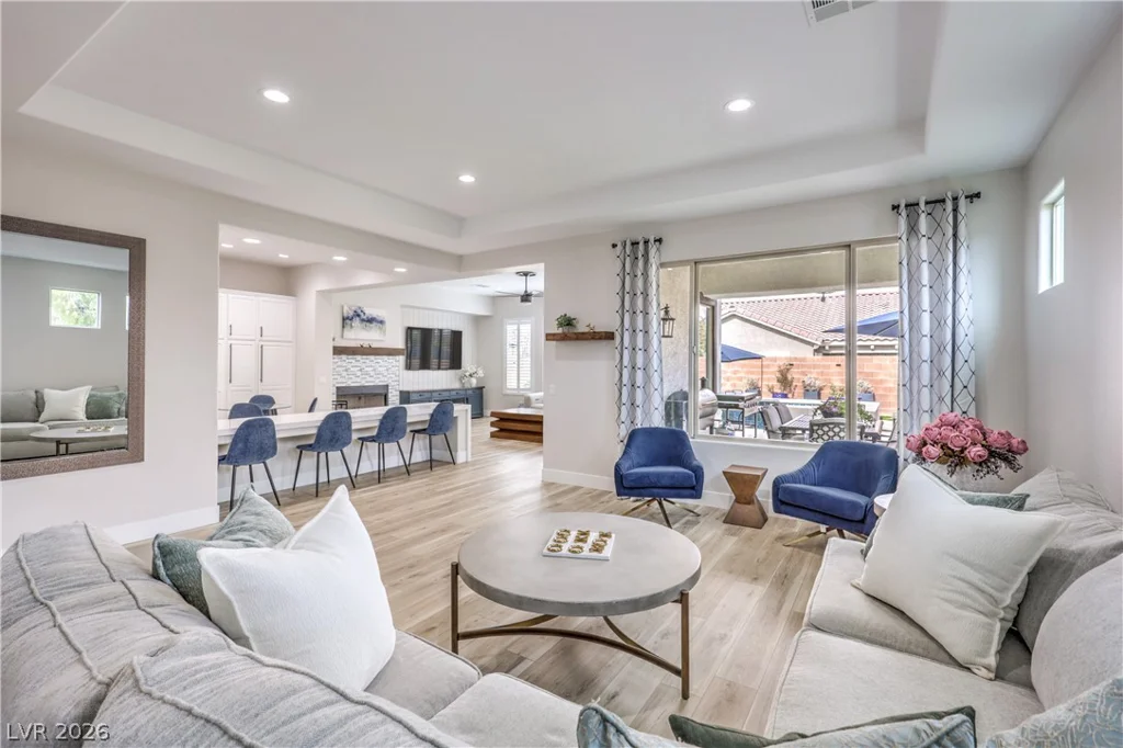 5012 Hacienda Grande, Las Vegas, NV 89141