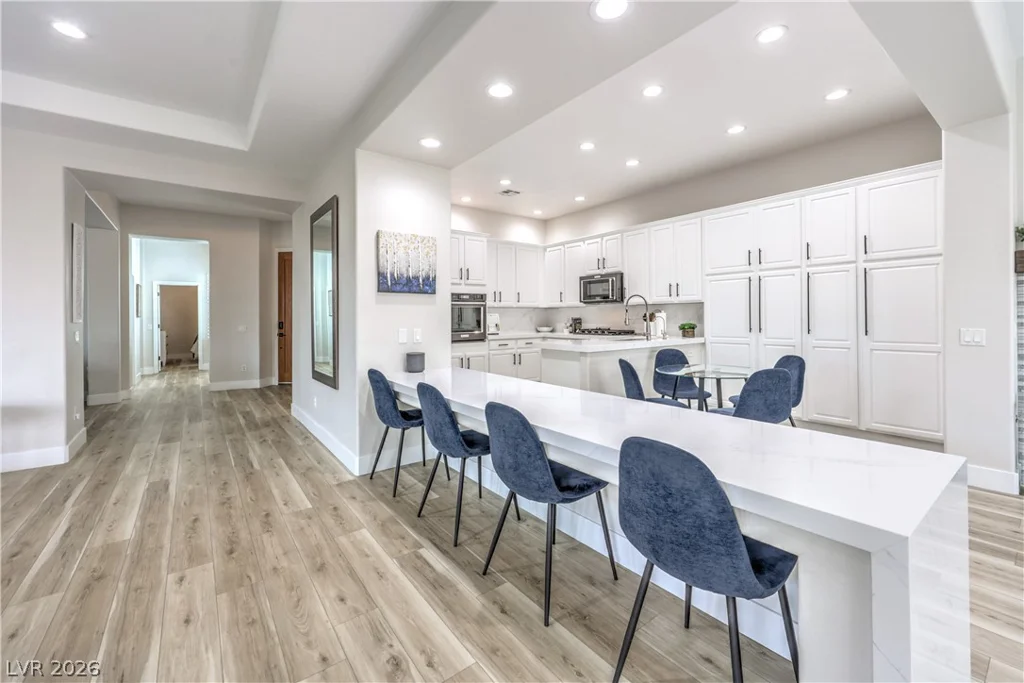 5012 Hacienda Grande, Las Vegas, NV 89141