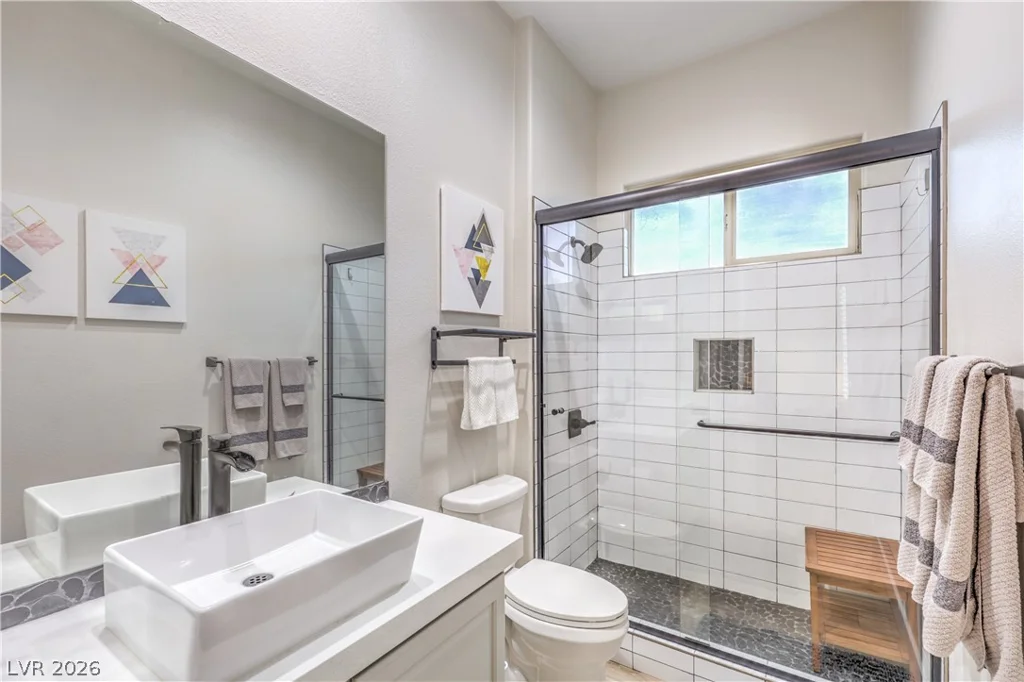 5012 Hacienda Grande, Las Vegas, NV 89141
