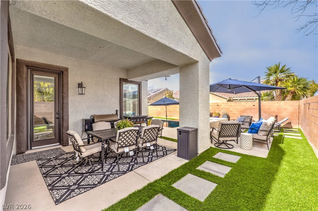 5012 Hacienda Grande, Las Vegas, NV 89141