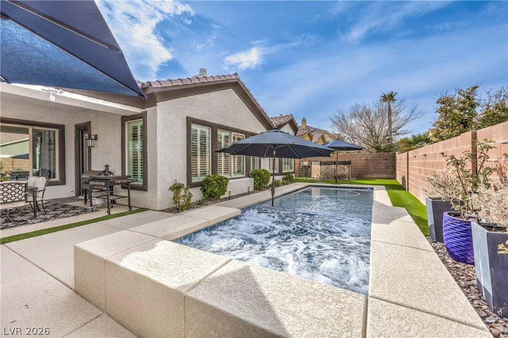 5012 Hacienda Grande, Las Vegas, NV 89141