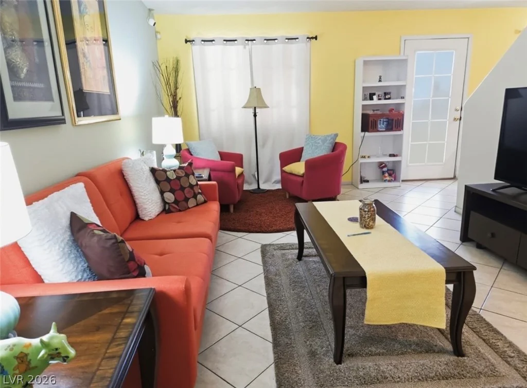 5330 Charleston, Las Vegas, NV 89142
