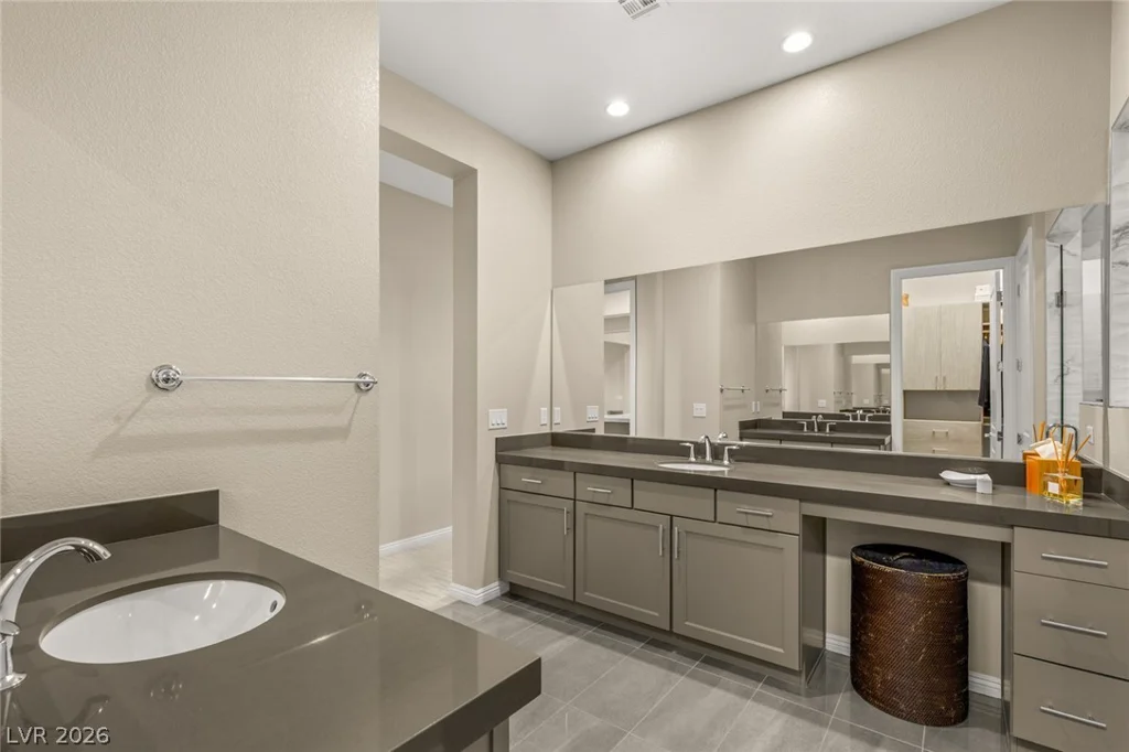 6652 Titanium Crest, Las Vegas, NV 89148